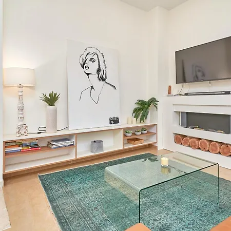 Luxury In Διαμέρισμα *